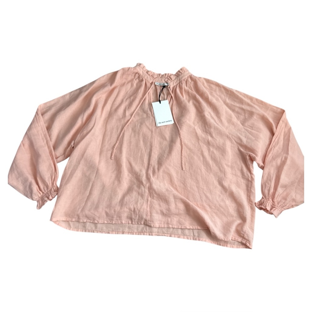 The New Society Women’s Olivia Organic Cotton Blouse | Apricot | Large